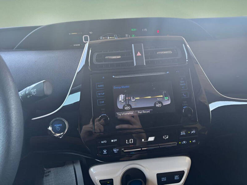 2017 Toyota Prius Two