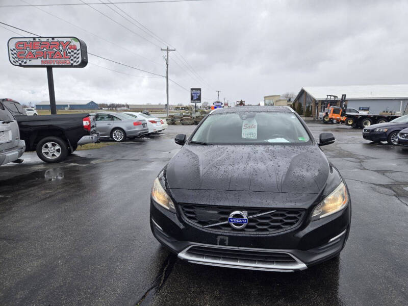 2016 Volvo V60 Cross Country T5