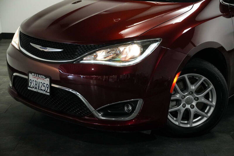 2020 Chrysler Pacifica Touring L