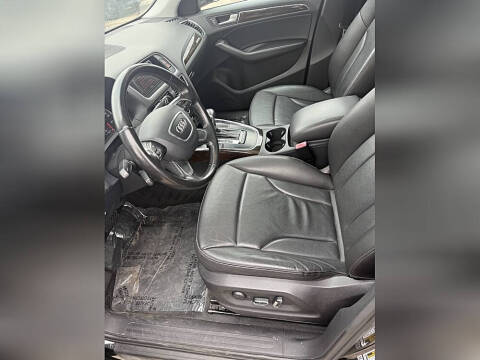 2013 Audi Q5 2.0T quattro Premium