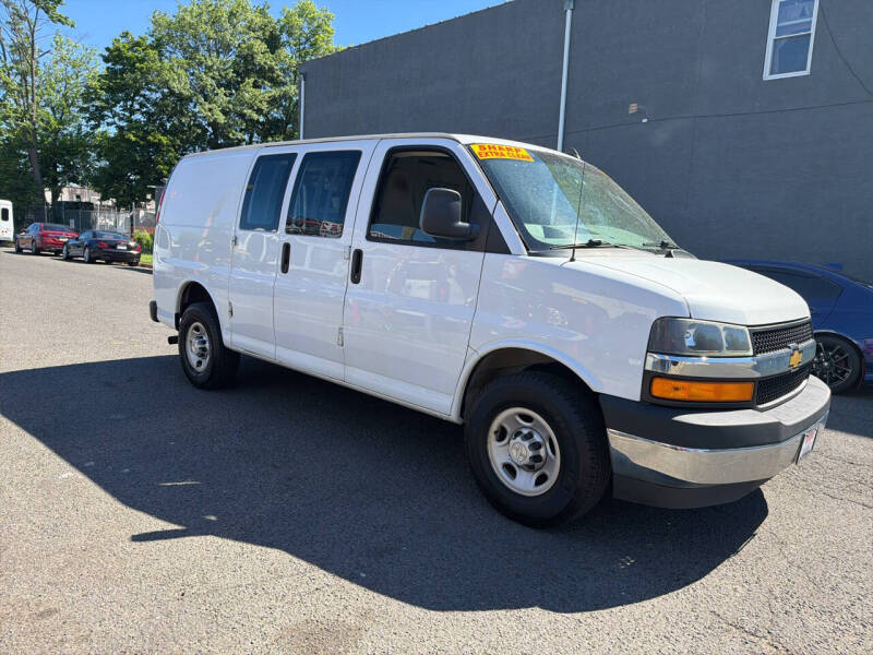 2020 Chevrolet Express 2500