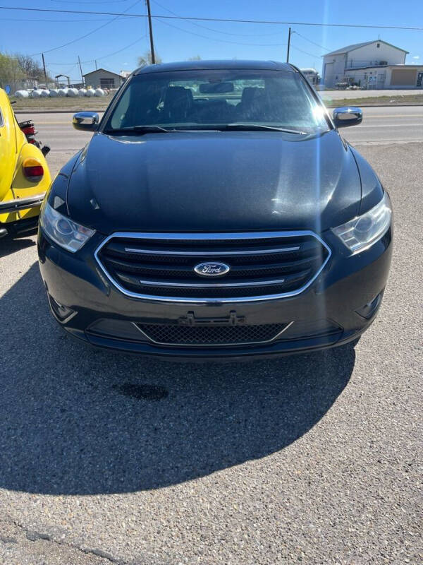 2014 Ford Taurus Limited photo 2