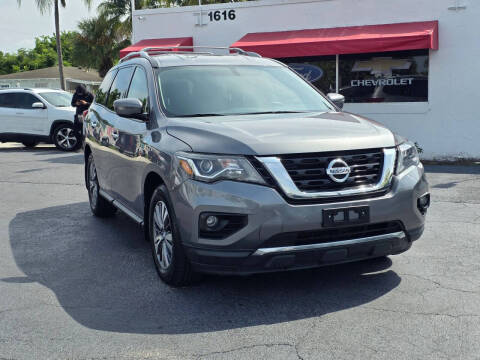 2020 Nissan Pathfinder SV