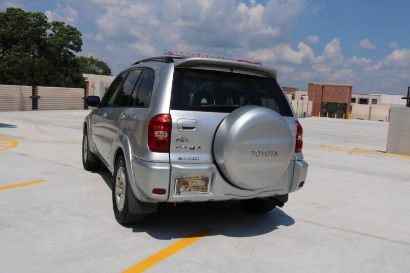 2005 Toyota RAV4