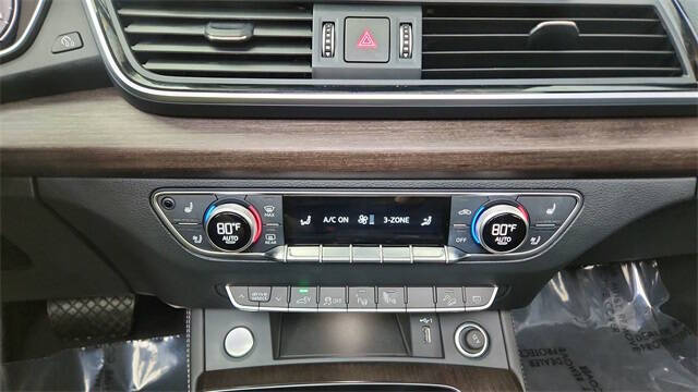 2024 Audi Q5 e quattro S line Prestg 55 TFSI