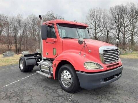2004 Freightliner Columbia 120 for sale at Vehicle Network - Allied Truck and Trailer Sales in Madison NC