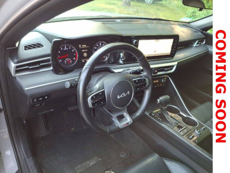 2022 Kia K5