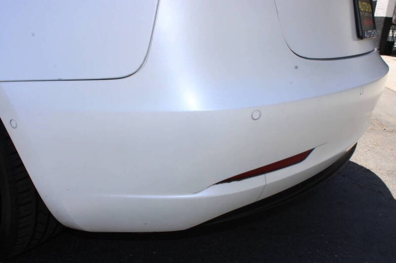 2020 Tesla Model 3 Performance
