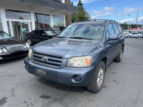 2005 Toyota Highlander for sale at APX Auto Brokers in Edmonds WA