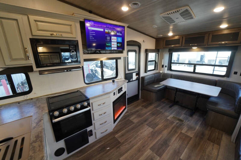 2021 Keystone RV Cougar 24 RDS