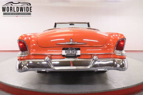 1955 Lincoln Capri