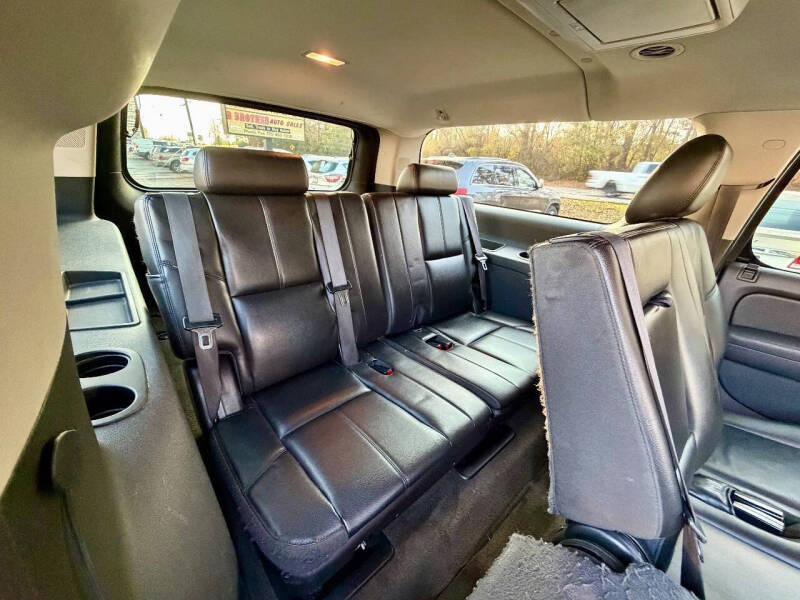 2012 Chevrolet Suburban LT