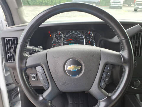 2023 Chevrolet Express 2500