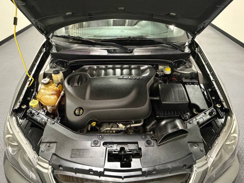 2011 Chrysler 200 S