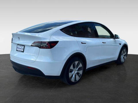 2023 Tesla Model Y Long Range