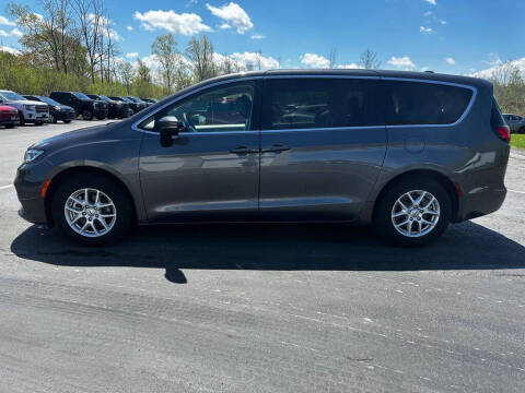 2023 Chrysler Pacifica Touring L