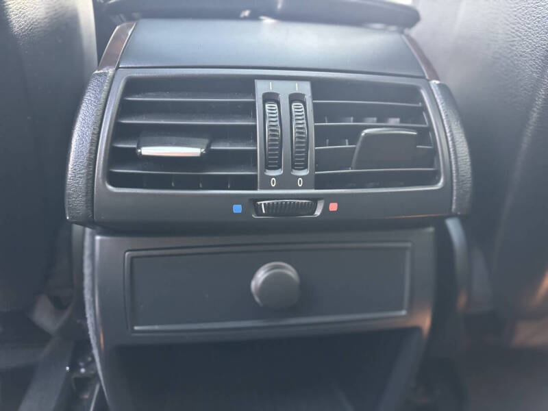 2010 BMW X5 xDrive30i