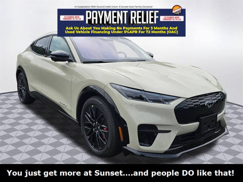 2025 Ford Mustang Mach-E Premium