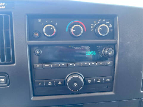 2025 GMC Savana 2500