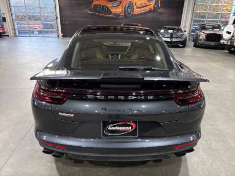 2017 Porsche Panamera Turbo