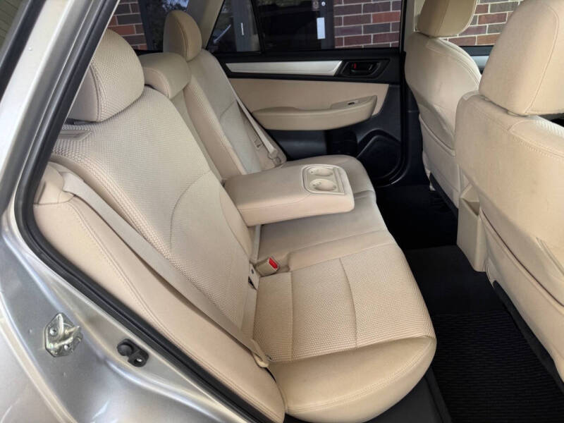 2019 Subaru Outback 2.5i