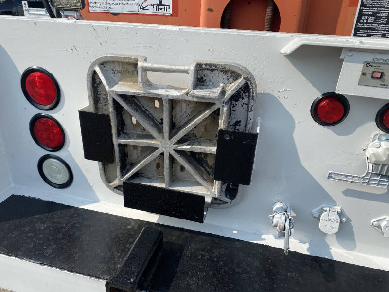 2007 Freightliner M2 106