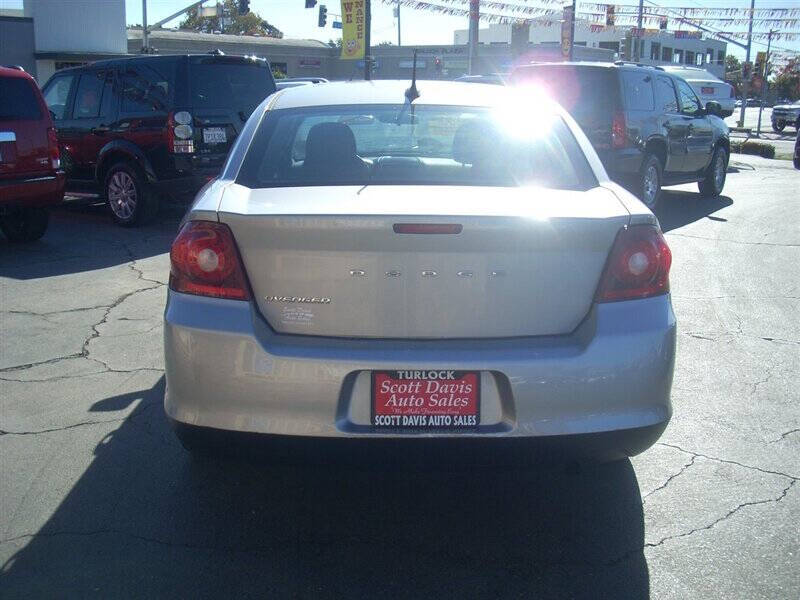 2013 Dodge Avenger SE