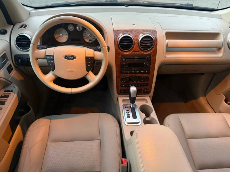 2005 Ford Freestyle Limited