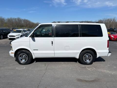 2000 Chevrolet Astro for sale at CARS PLUS CREDIT in Independence MO