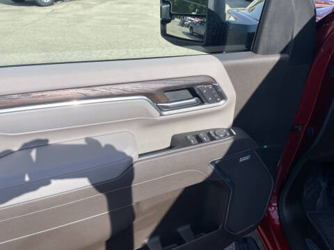 2026 GMC Sierra 2500HD SLT