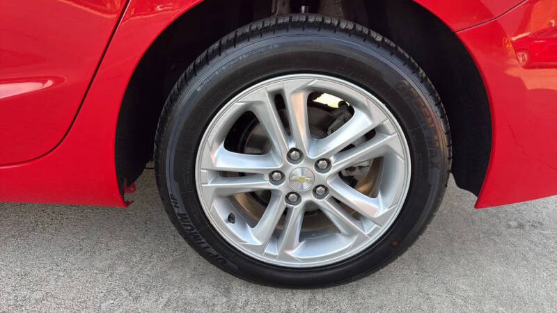 2017 Chevrolet Cruze LT Auto