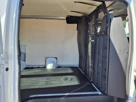 2013 Ford E-Series E-350 SD