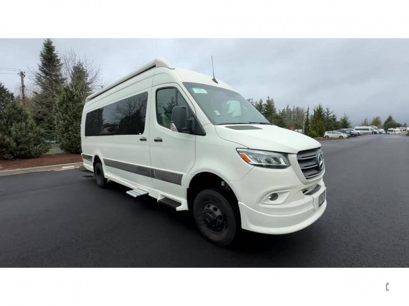 2024 Mercedes-Benz Sprinter