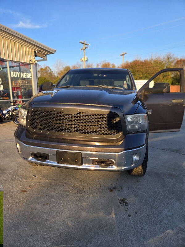 RAM Ram 1500 Pickup's photo