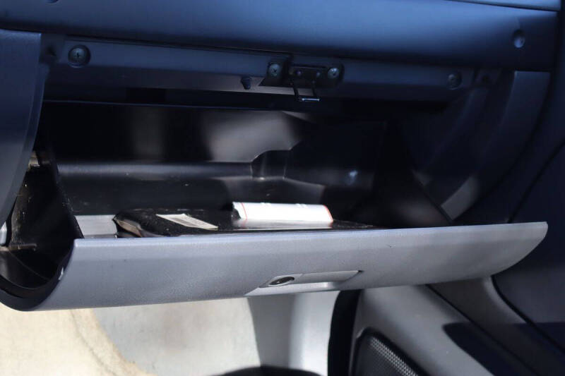 2003 Nissan Frontier Standard