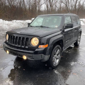 2015 Jeep Patriot for sale at Iconic Motors in Clinton Township MI