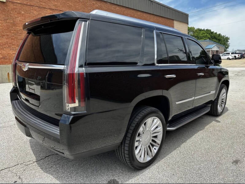 2016 Cadillac Escalade Platinum