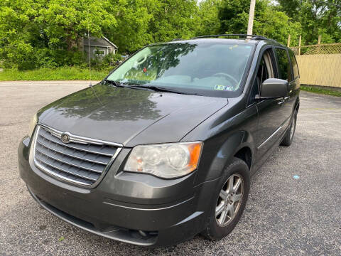 2010 Chrysler Town and Country for sale at Wheels Auto Sales in Bloomington IN