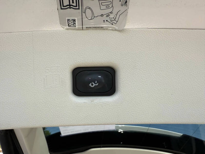 2019 Lincoln Nautilus Black Label