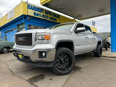 2015 GMC Sierra 1500 for sale at Earnest Auto Sales in Roseburg OR