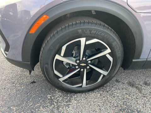 2026 Chevrolet Equinox EV LT 2