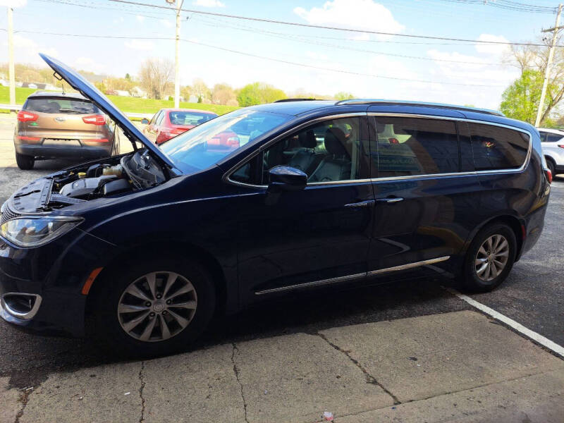 2018 Chrysler Pacifica Touring L Plus