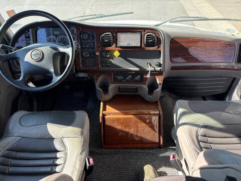 2007 Freightliner M2 106