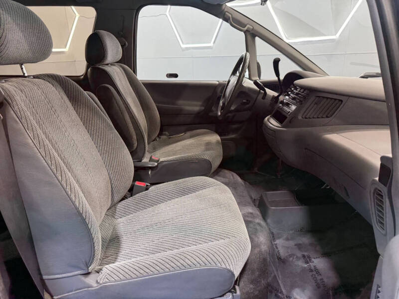 1995 Toyota Previa DX
