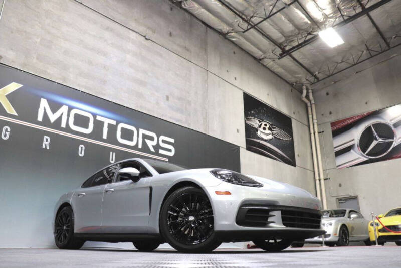 2019 Porsche Panamera 4