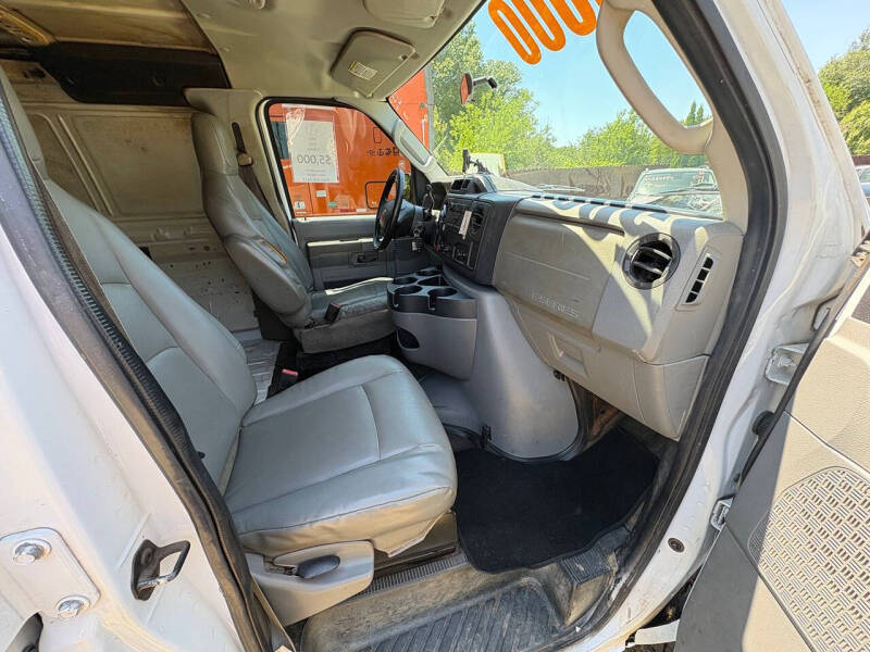 2011 Ford E-Series