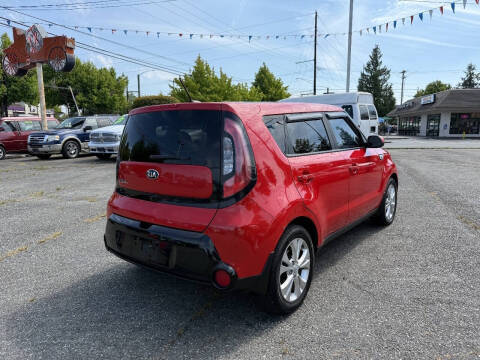 2016 Kia Soul +