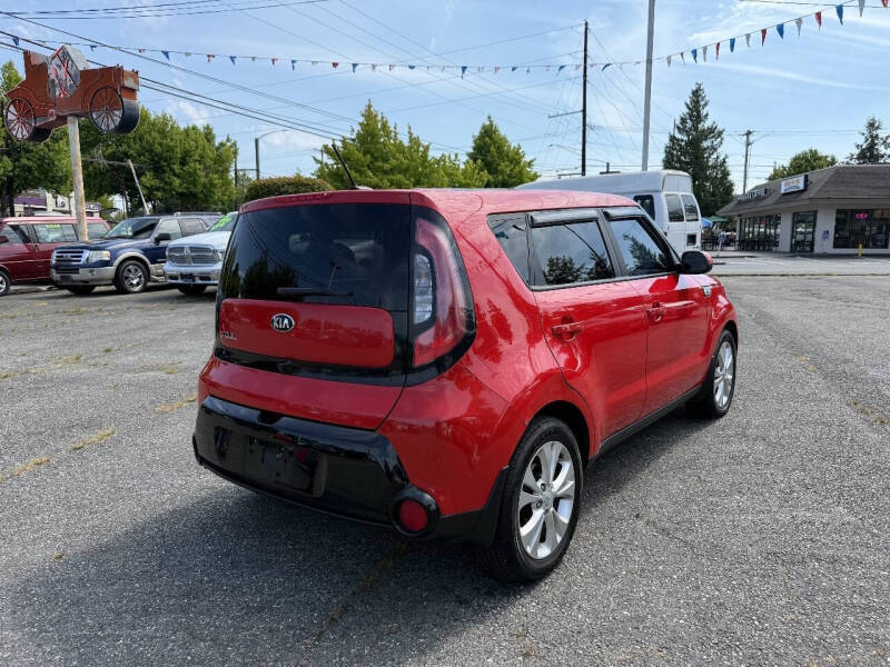 2016 Kia Soul +