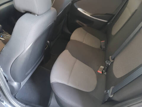 2012 Hyundai Accent GS
