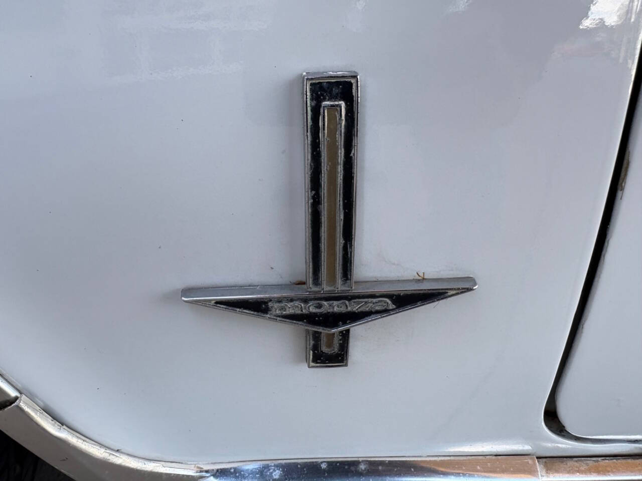 1964 Chevrolet Corvair 29